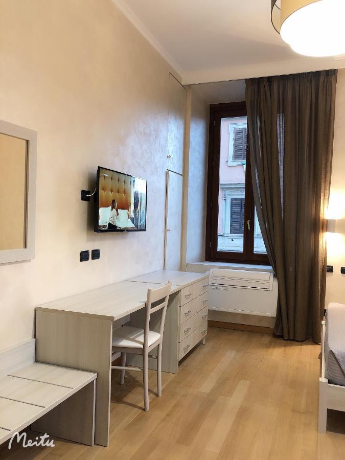 Romafullhouse Guesthouse 外观 照片